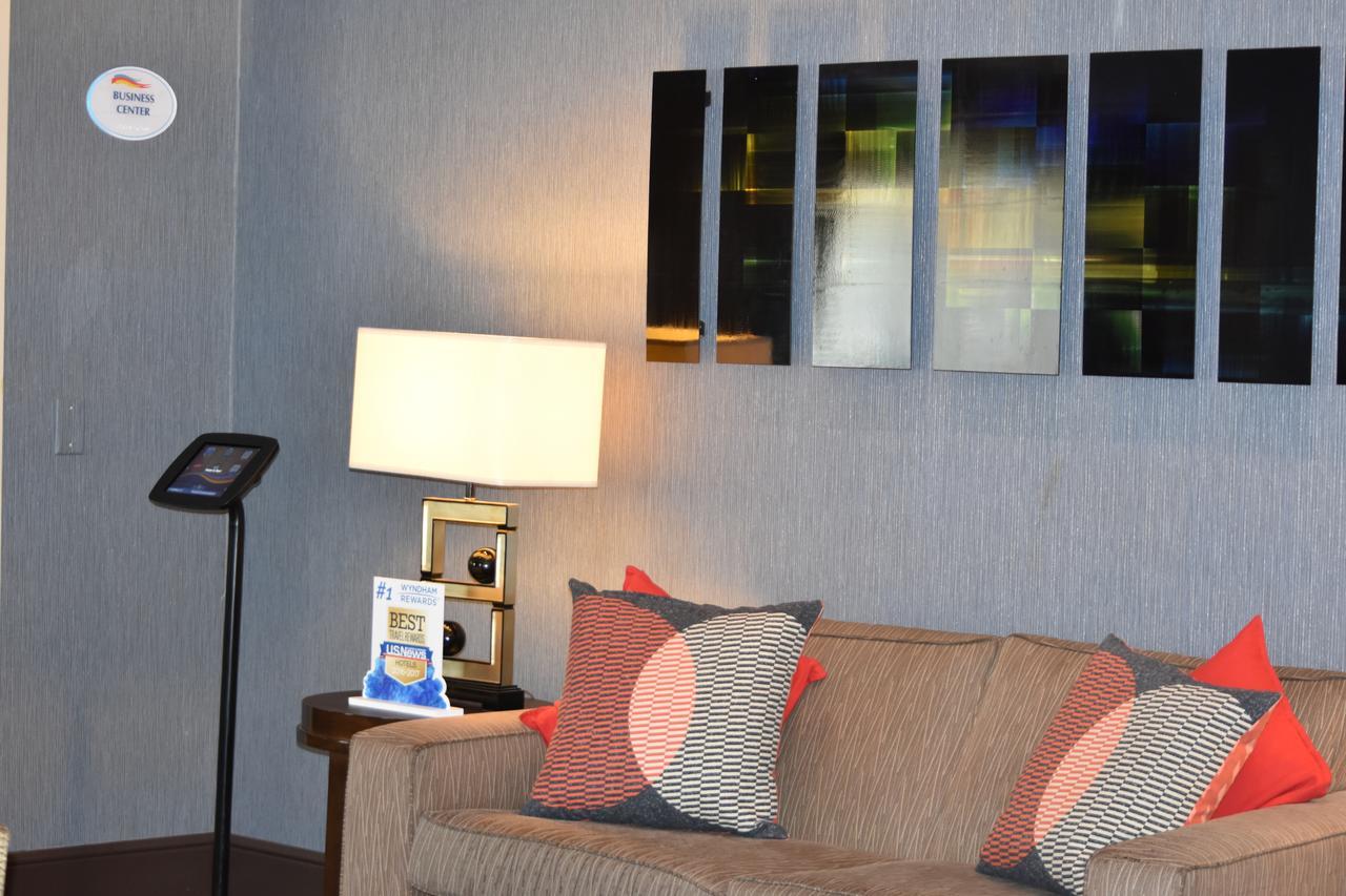 Baymont By Wyndham Dallas/ Love Field Экстерьер фото